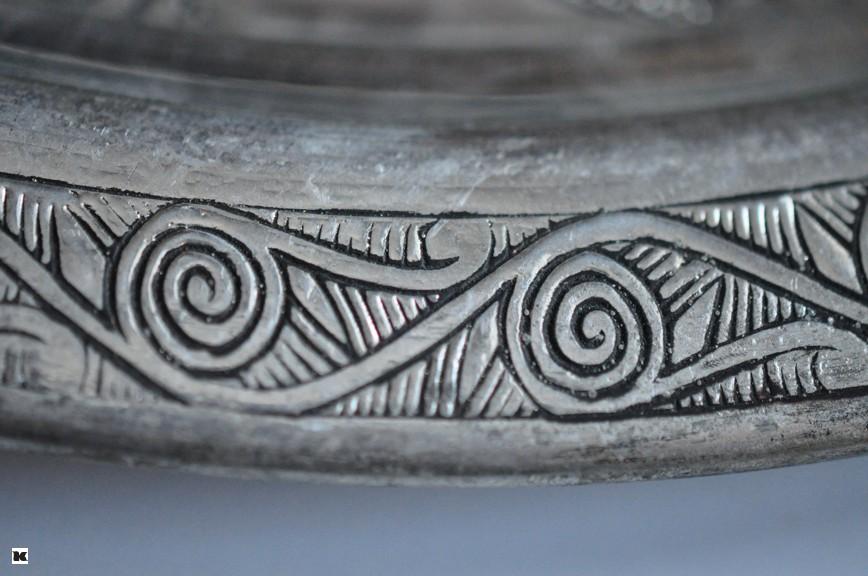 Podnos pro džezvu, hrníčky a cukřenku