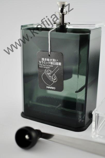 Hario CLEAR - ruční mlýnek na kávu - AKCE