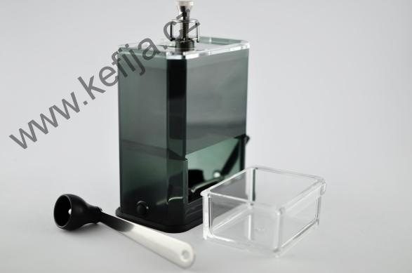 Hario CLEAR - ruční mlýnek na kávu - AKCE