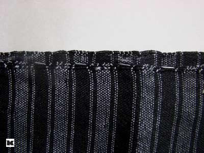 Malý černobílý šátek