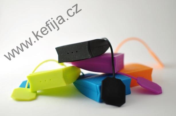 Silikonové sítko na čaj oranžové