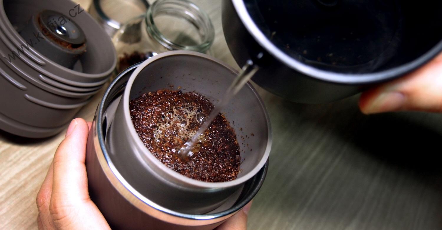 CAFFLANO Klassik - kávovar vše v jednom - V ČERNÉM PROVEDENÍ - AKCE - 28% SLEVA